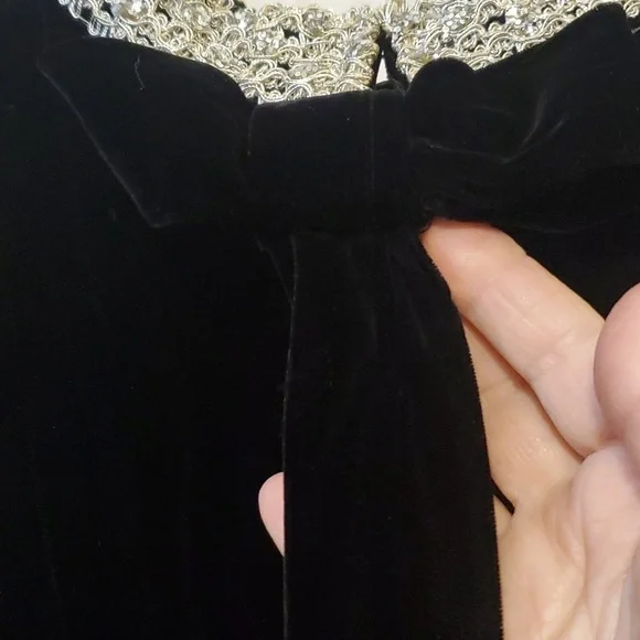 Vintage Wimpfheimer & Bro 50/60s blk velvet dress silver braid trim Sz 16 - Picture 7 of 16